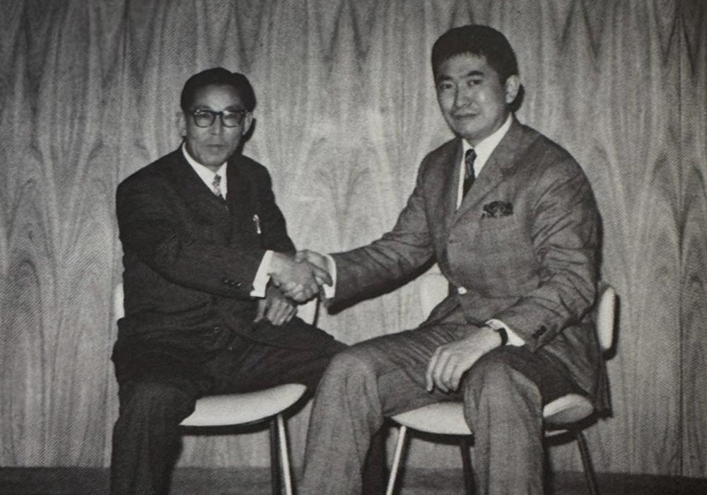 祖父・山本登(株式会社大進本店創業者)が故・石原慎太郎氏の選挙応援